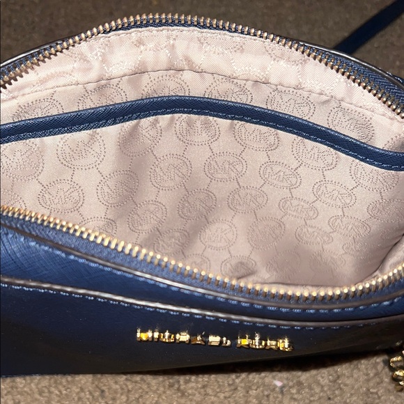 Michael Kors Crossbody Bags in Navy and Purple - Picture 4 of 4